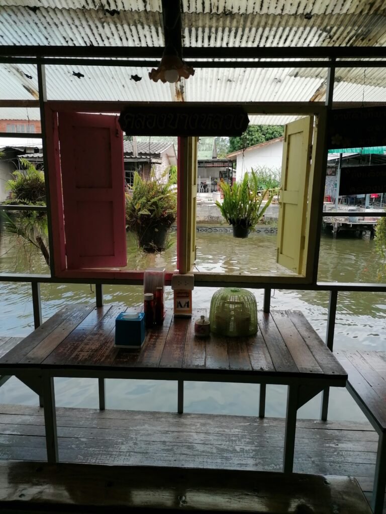 Khlong Bang Luang Floating Market: Art, Food & Canal Life